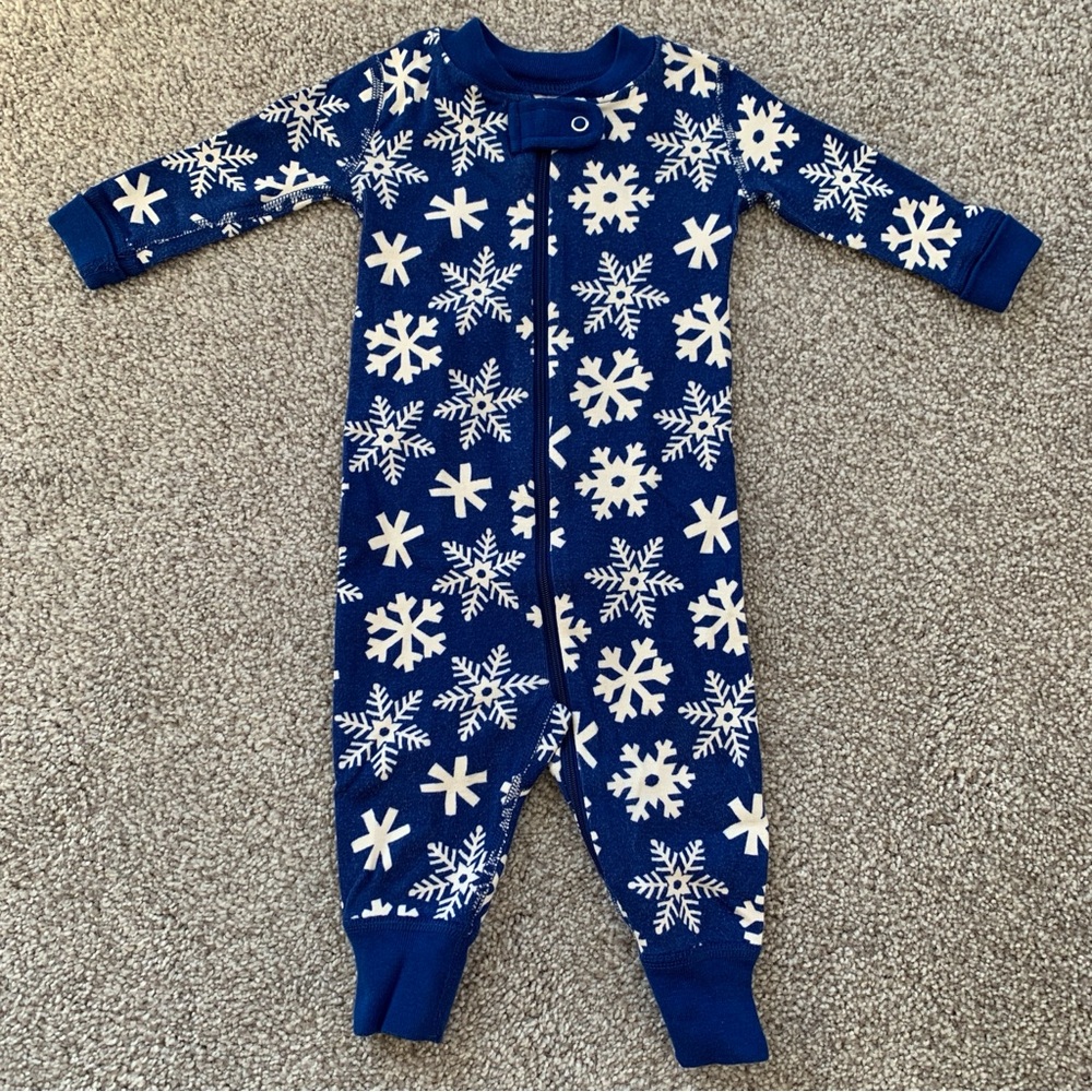 Hanna Andersson Snowflake Sleeper Pajamas 3-6 month (60cm)